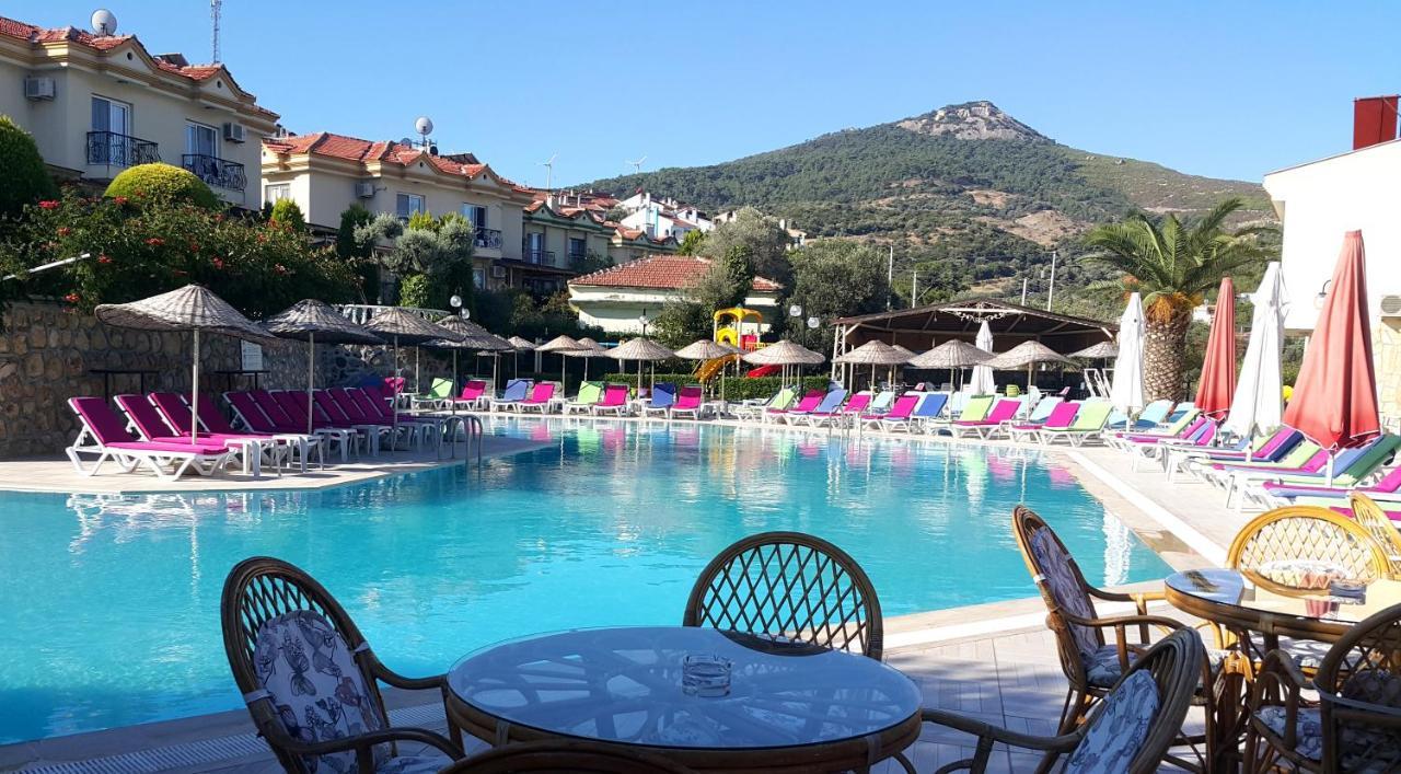 Alize Resort Hotel Yenifoca ภายนอก รูปภาพ